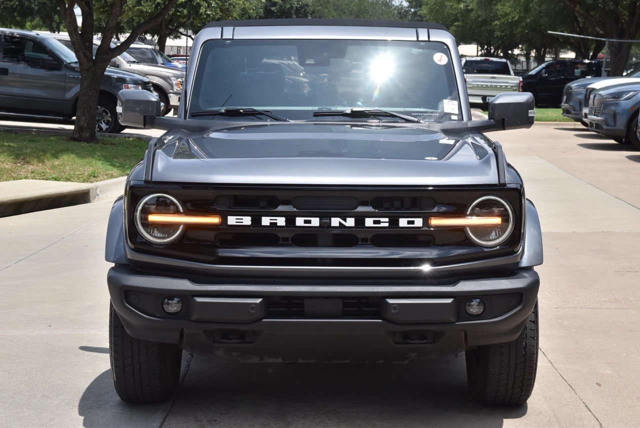Used 2023 Ford Bronco Outer Banks AWD/4WD image 3