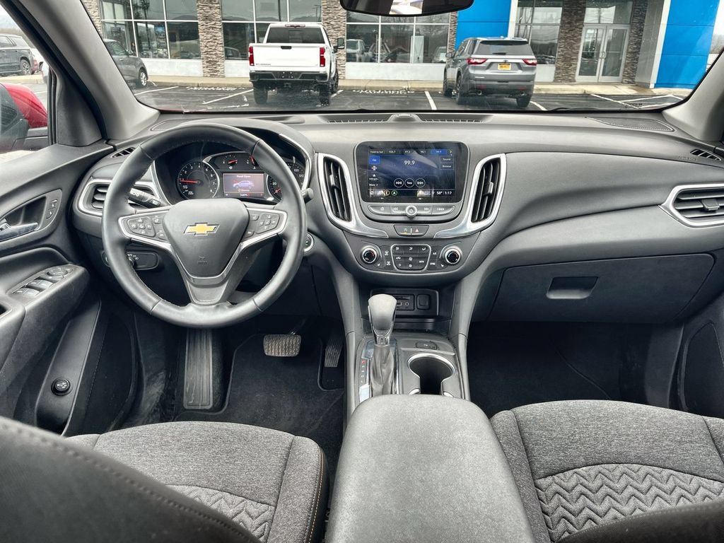 Used 2023 Chevrolet Equinox LT FWD image 19