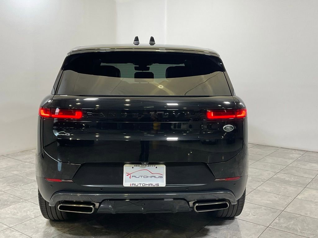 Used 2023 Land Rover Range Rover Sport SE image 10