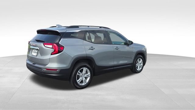 Certified 2024 GMC Terrain SLE w/ Driver Convenience Package FWD image 5
