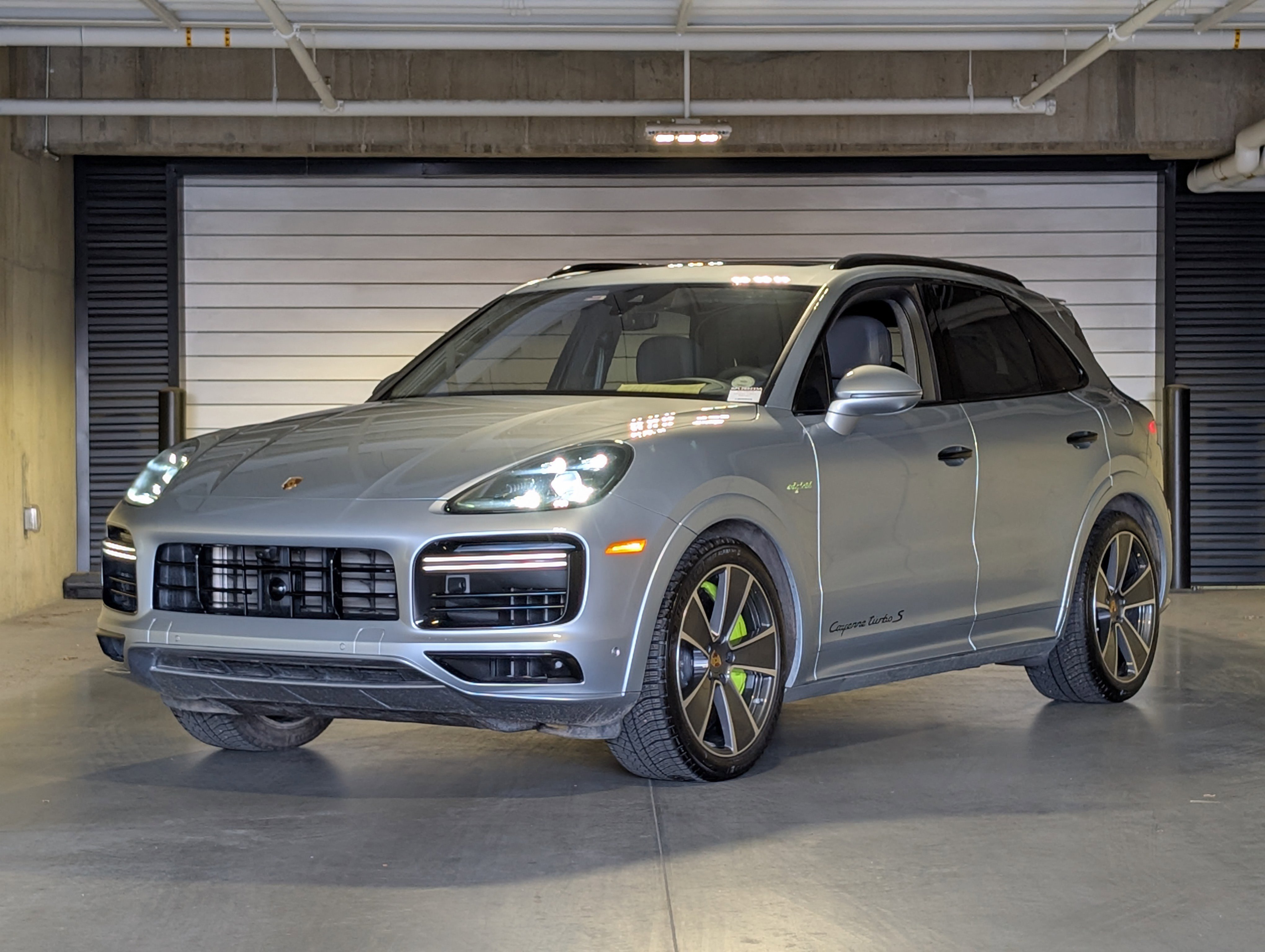 Certified 2023 Porsche Cayenne Turbo S image 1