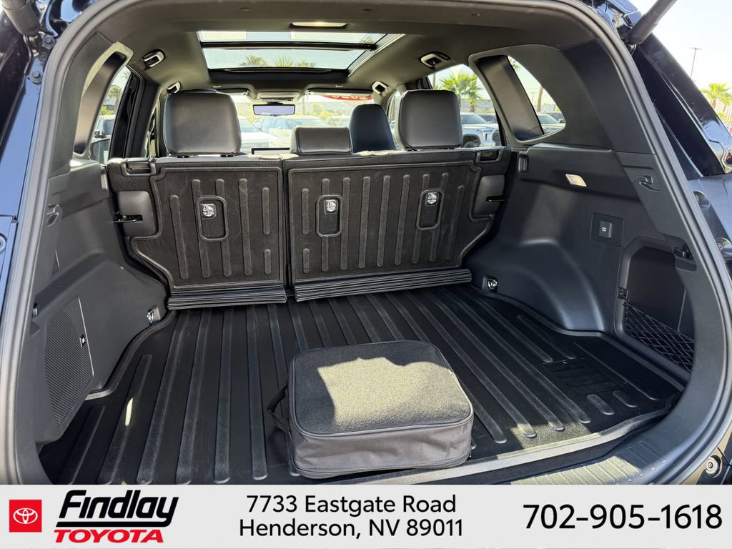 Certified 2026 Toyota RAV4 XSE w/ Panoramic Sun Roof Package AWD/4WD image 18