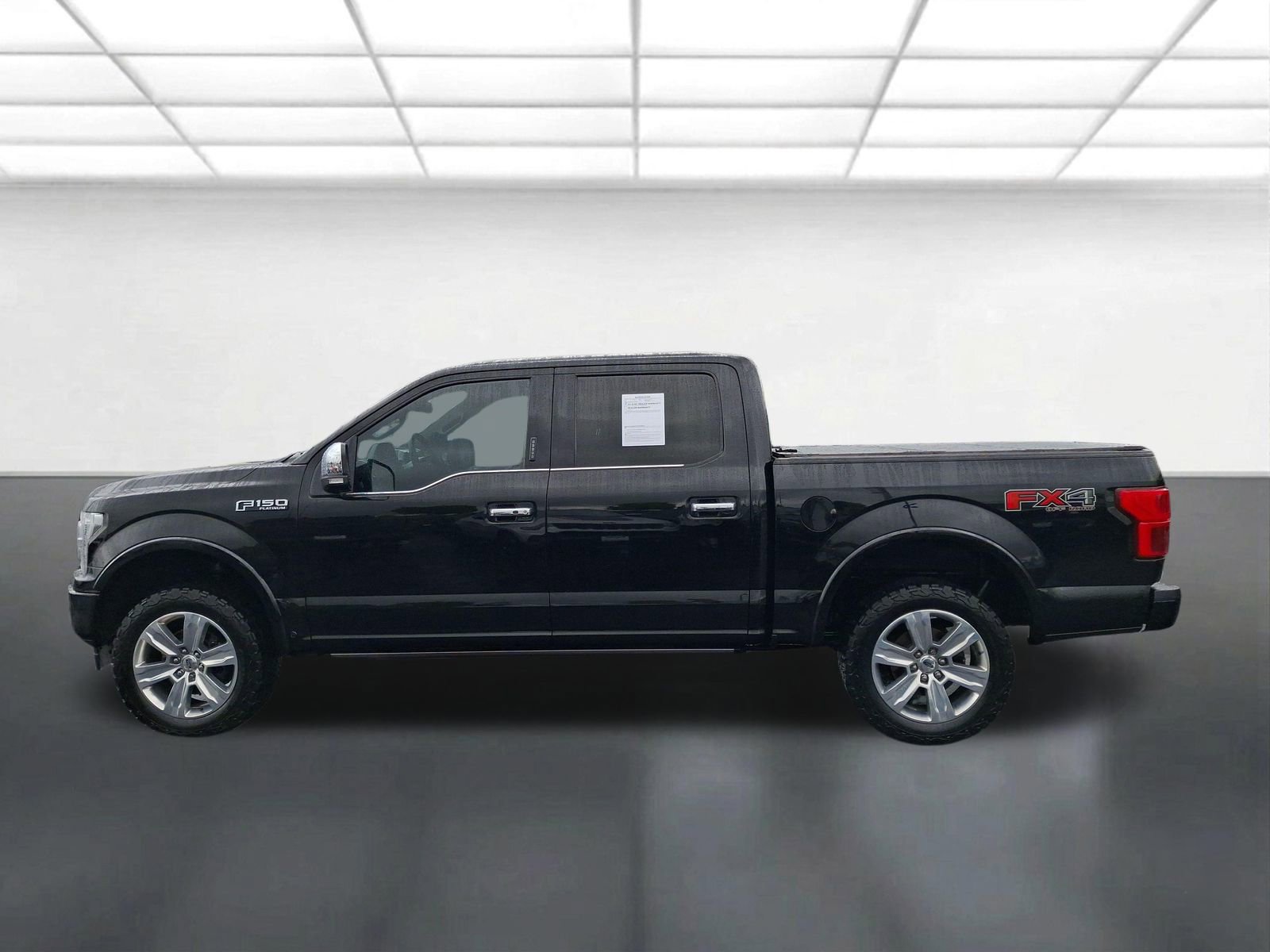 Used 2018 Ford F150 Platinum w/ Technology Package AWD/4WD image 6