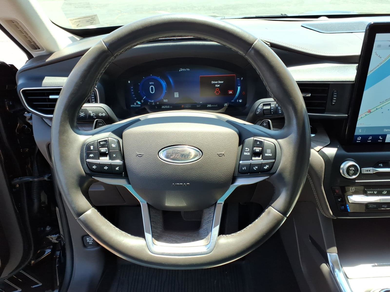 Certified 2020 Ford Explorer Platinum w/ Premium Technology Package AWD/4WD image 26