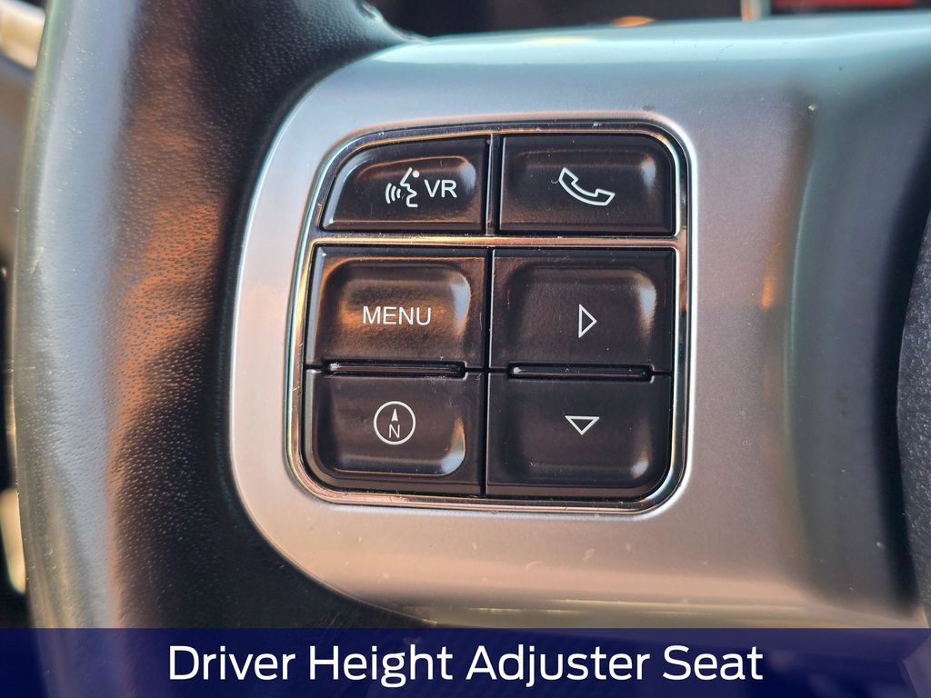 Used 2017 Jeep Wrangler Unlimited Rubicon AWD/4WD image 34