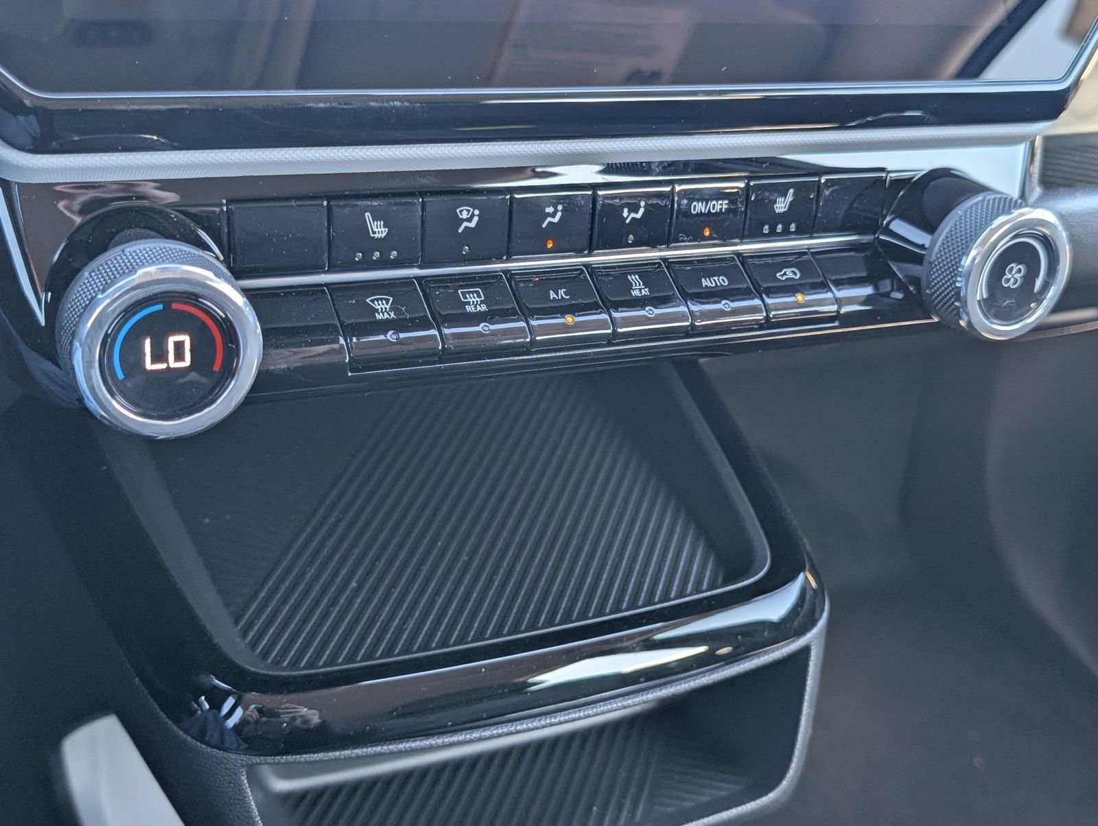 New 2027 Chevrolet Bolt LT w/ Comfort Package image 12