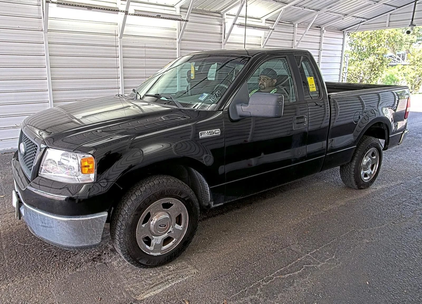 Used 2006 Ford F150 XL RWD image 1
