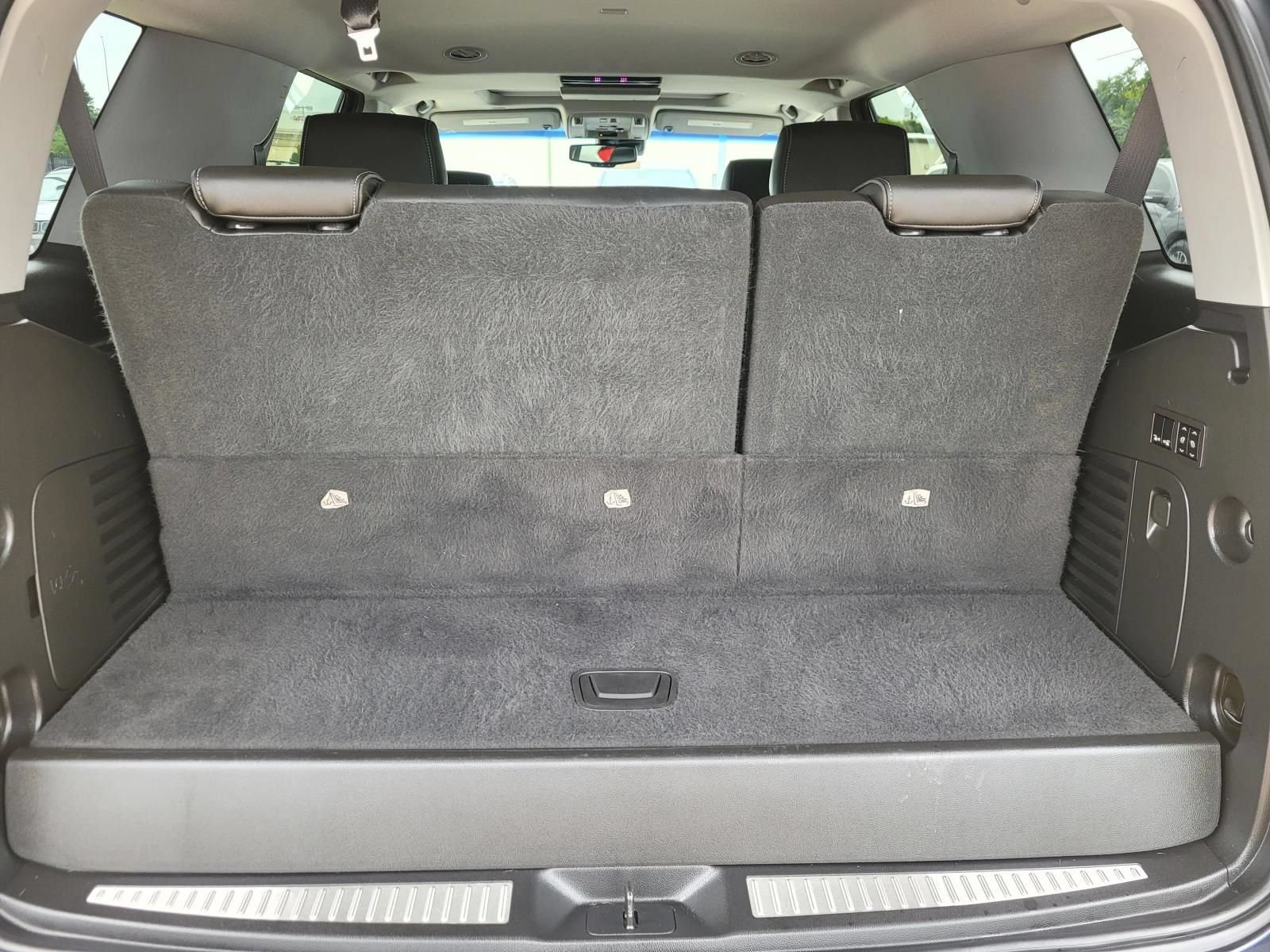 Used 2019 GMC Yukon Denali w/ Denali Ultimate Package RWD image 16