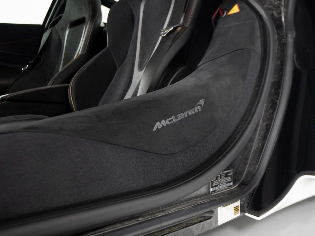 Used 2025 McLaren 750S image 33