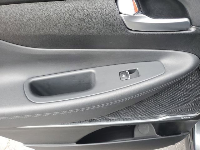 Used 2019 Hyundai Santa Fe SEL image 15