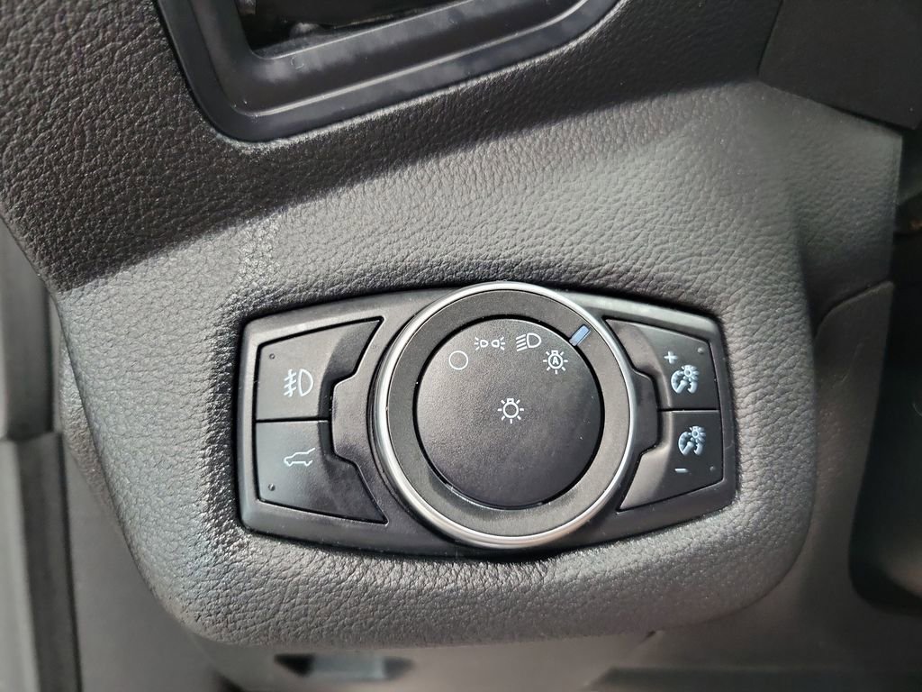 Used 2019 Ford Escape SEL image 35