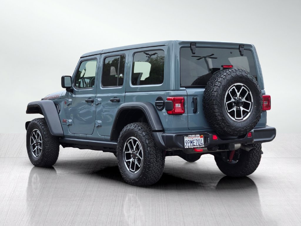 Used 2024 Jeep Wrangler Unlimited Rubicon w/ Convenience Group AWD/4WD image 7