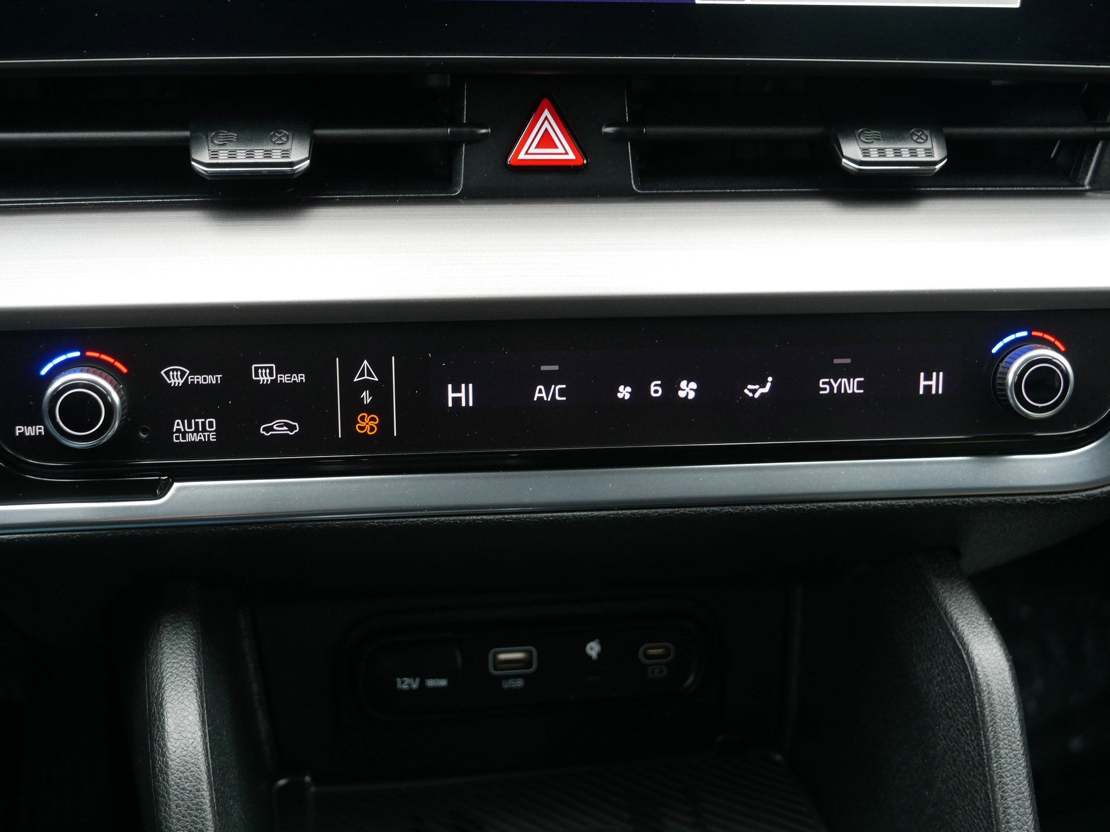 Used 2023 Kia Sportage EX image 23