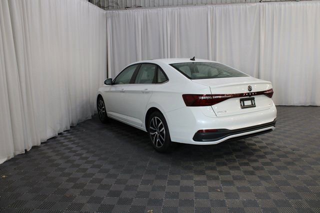 New 2026 Volkswagen Jetta SE image 19