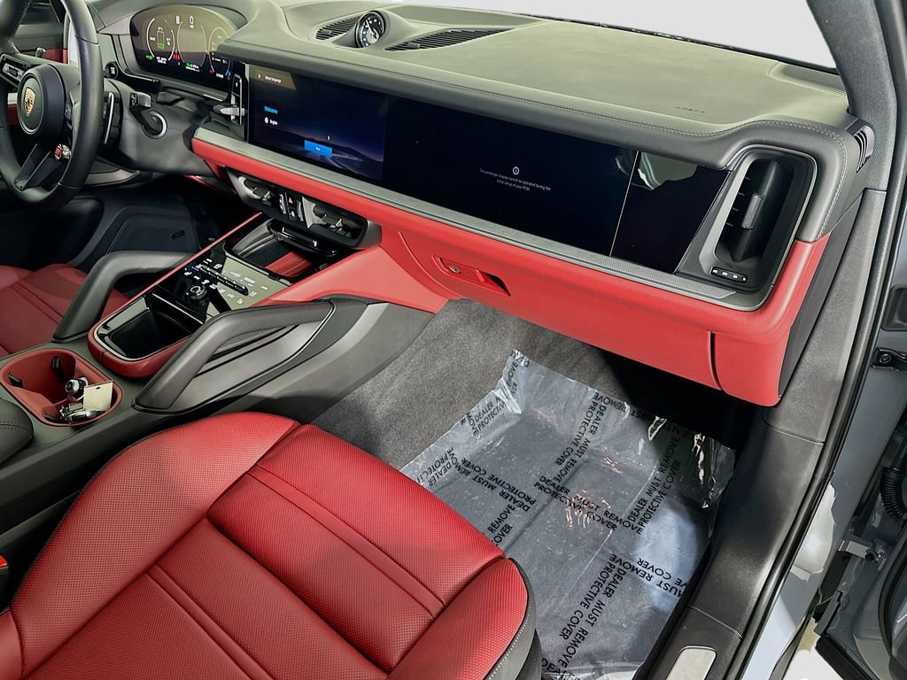 Certified 2026 Porsche Cayenne S image 30