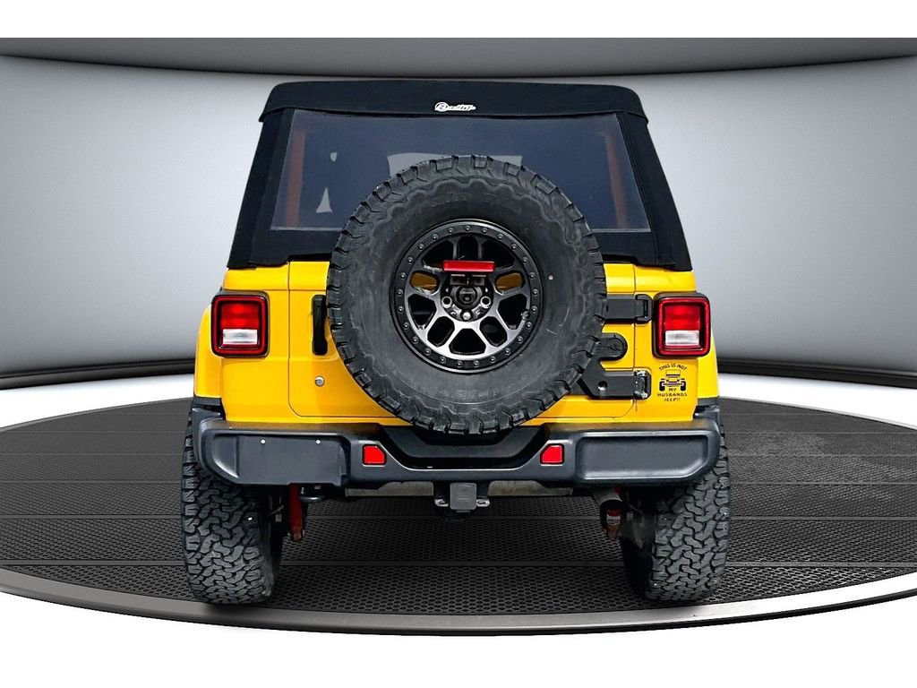 Used 2019 Jeep Wrangler Unlimited Sahara w/ Uconnect 4C Nav & Sound Group image 5