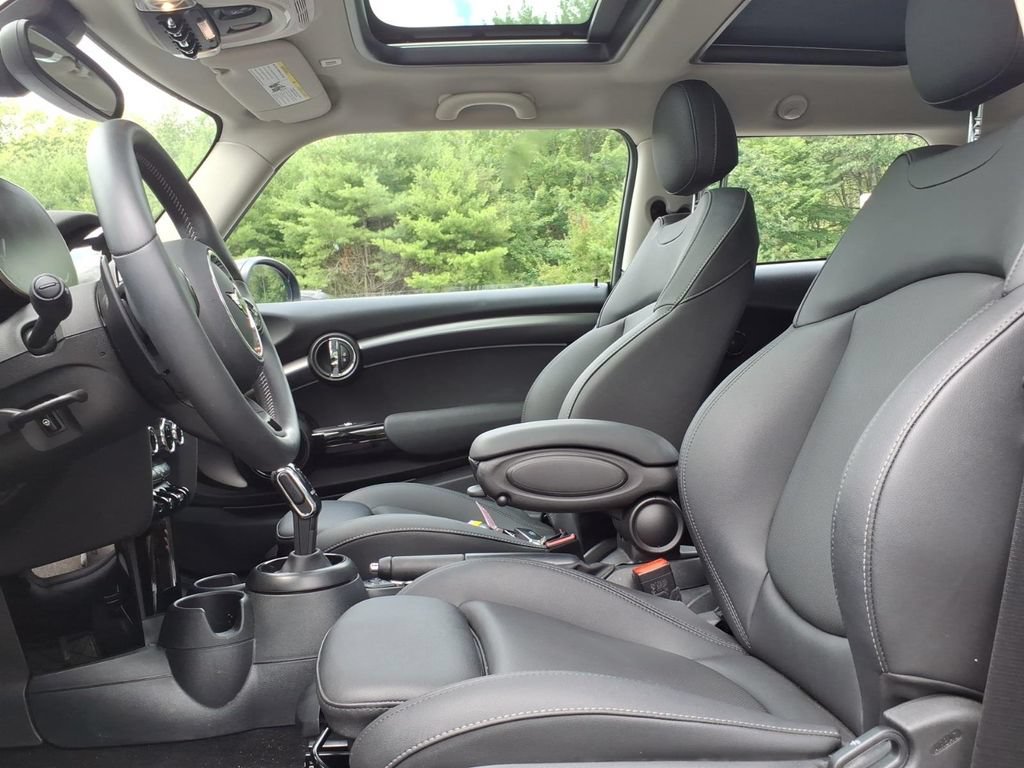 Used 2024 MINI Cooper S FWD image 12