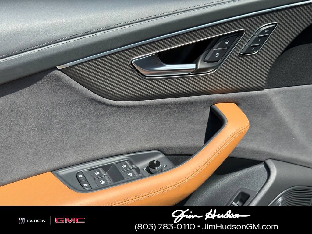 Used 2025 Audi RS Q8 performance AWD/4WD image 24