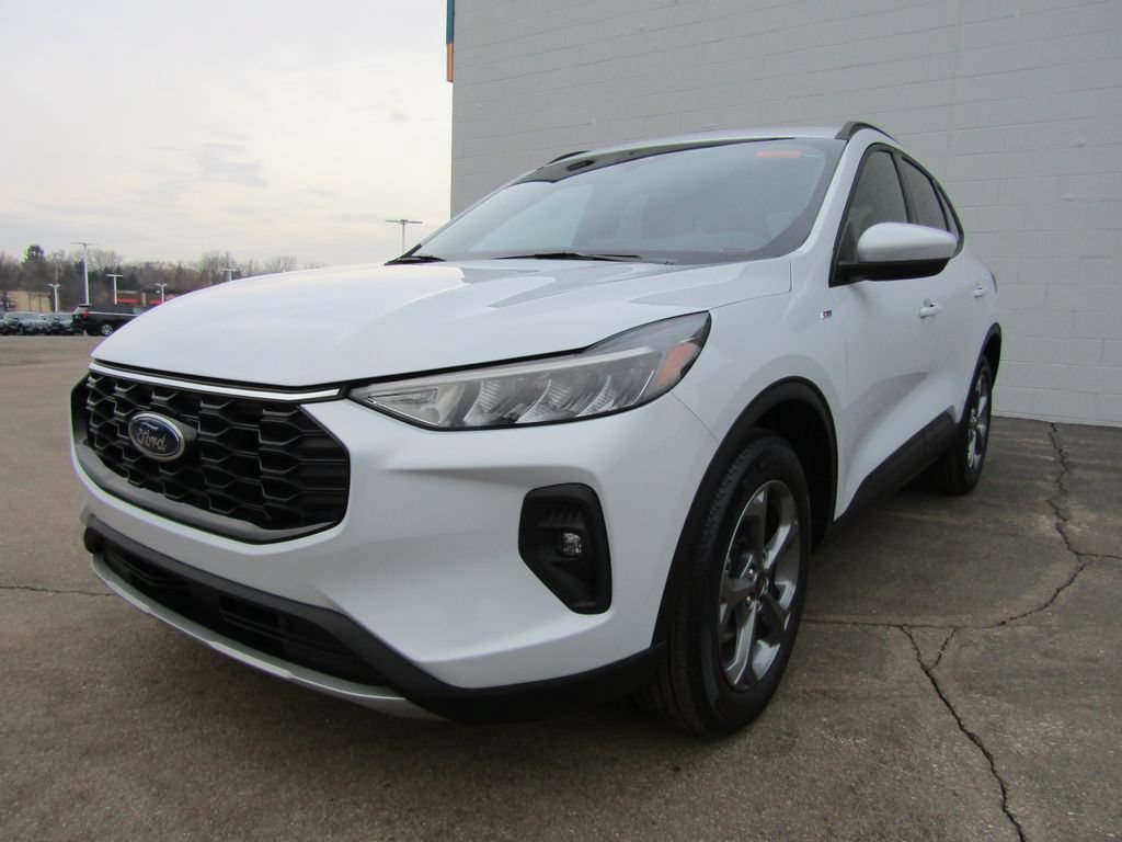 Used 2025 Ford Escape ST-Line Select w/ Tech Pack #1 AWD/4WD image 40