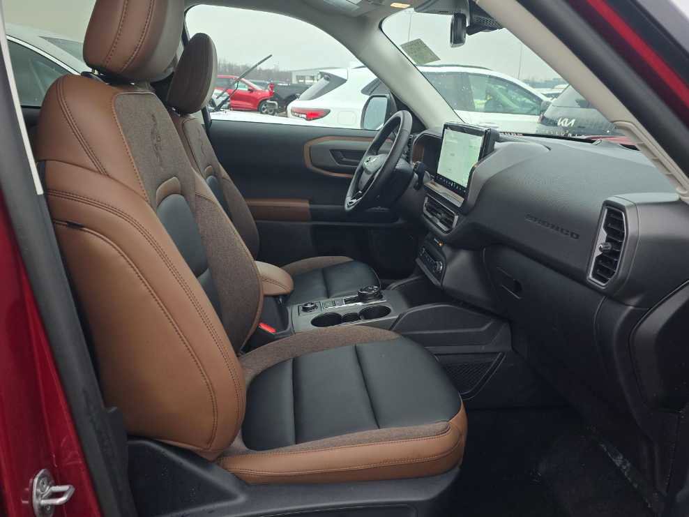 Used 2025 Ford Bronco Sport Outer Banks w/ Outer Banks Tech Package+ image 11