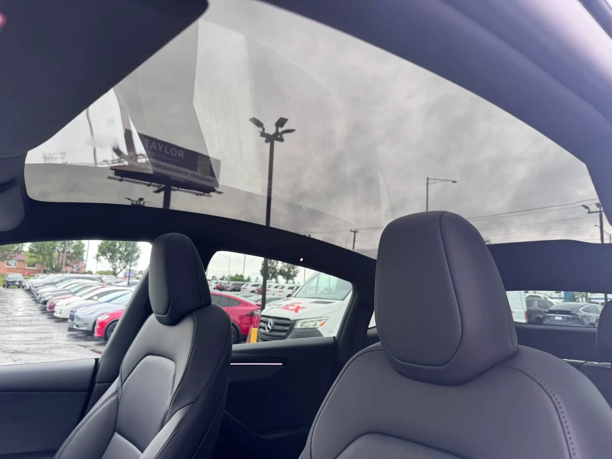 Used 2026 Tesla Model Y AWD image 22