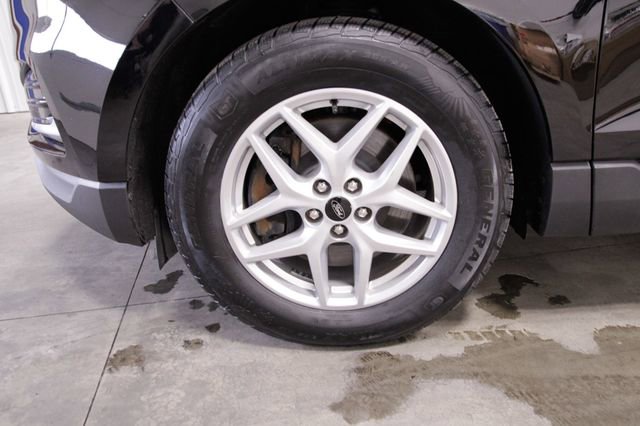 Used 2024 Ford Edge SEL image 11