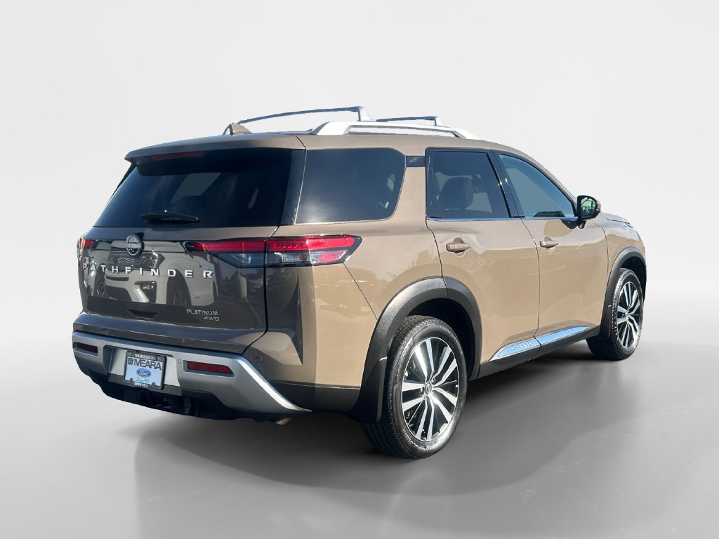 Used 2024 Nissan Pathfinder Platinum w/ Cargo Package AWD/4WD image 6