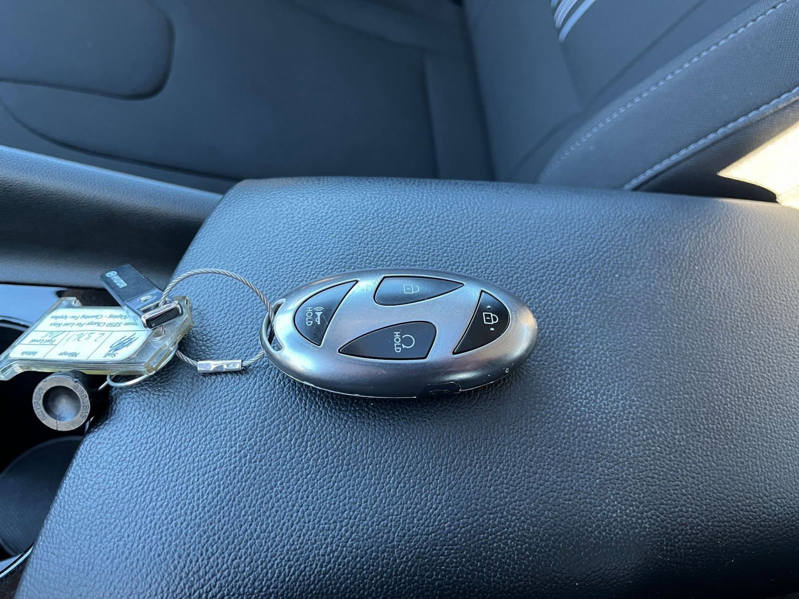 Used 2025 Hyundai Elantra SEL image 21