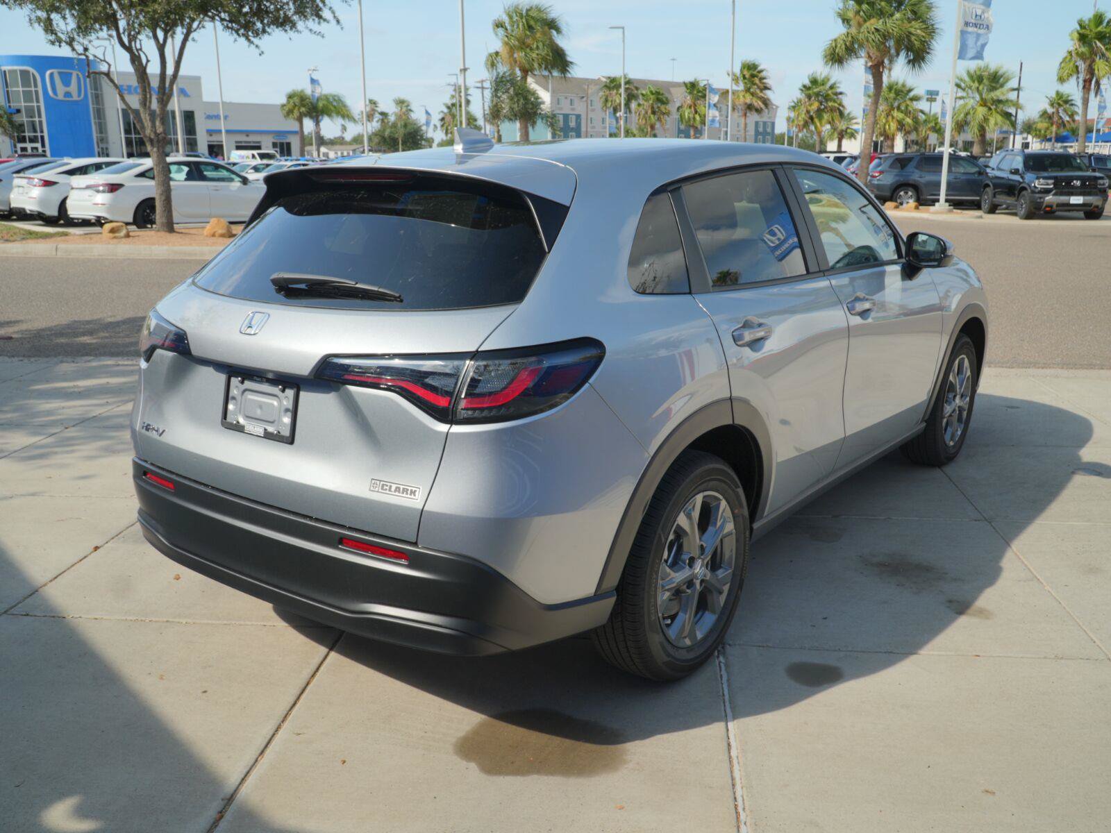New 2027 Honda HR-V LX image 5