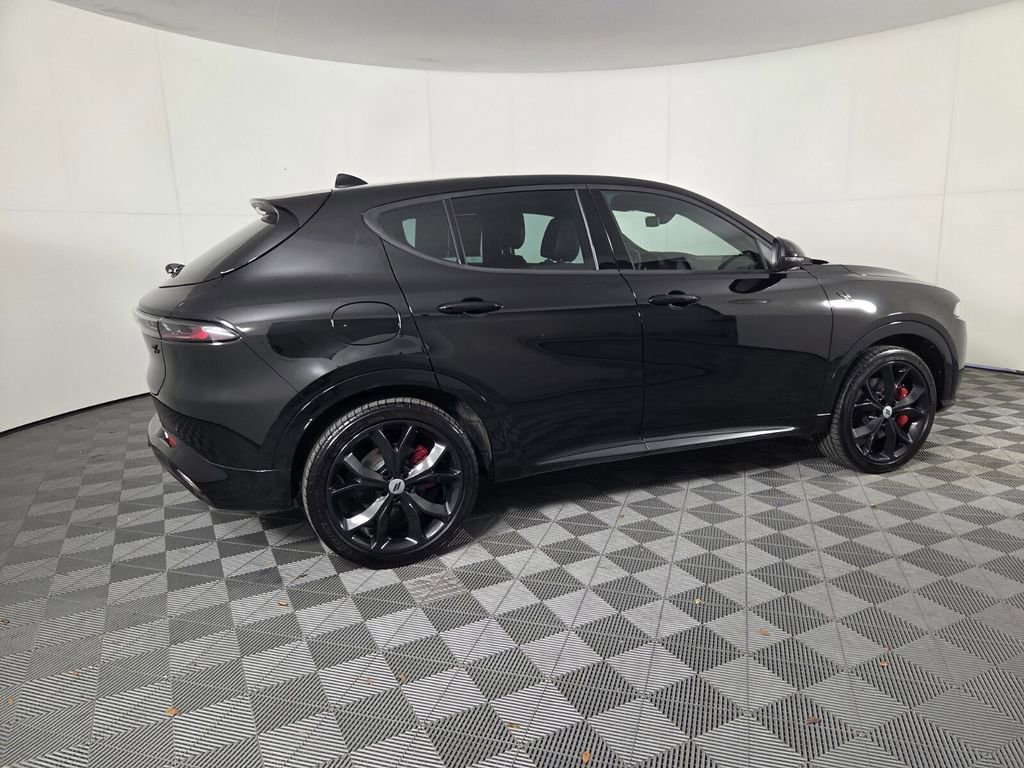 Used 2025 Dodge Hornet R/T w/ R/T Plus Package image 6