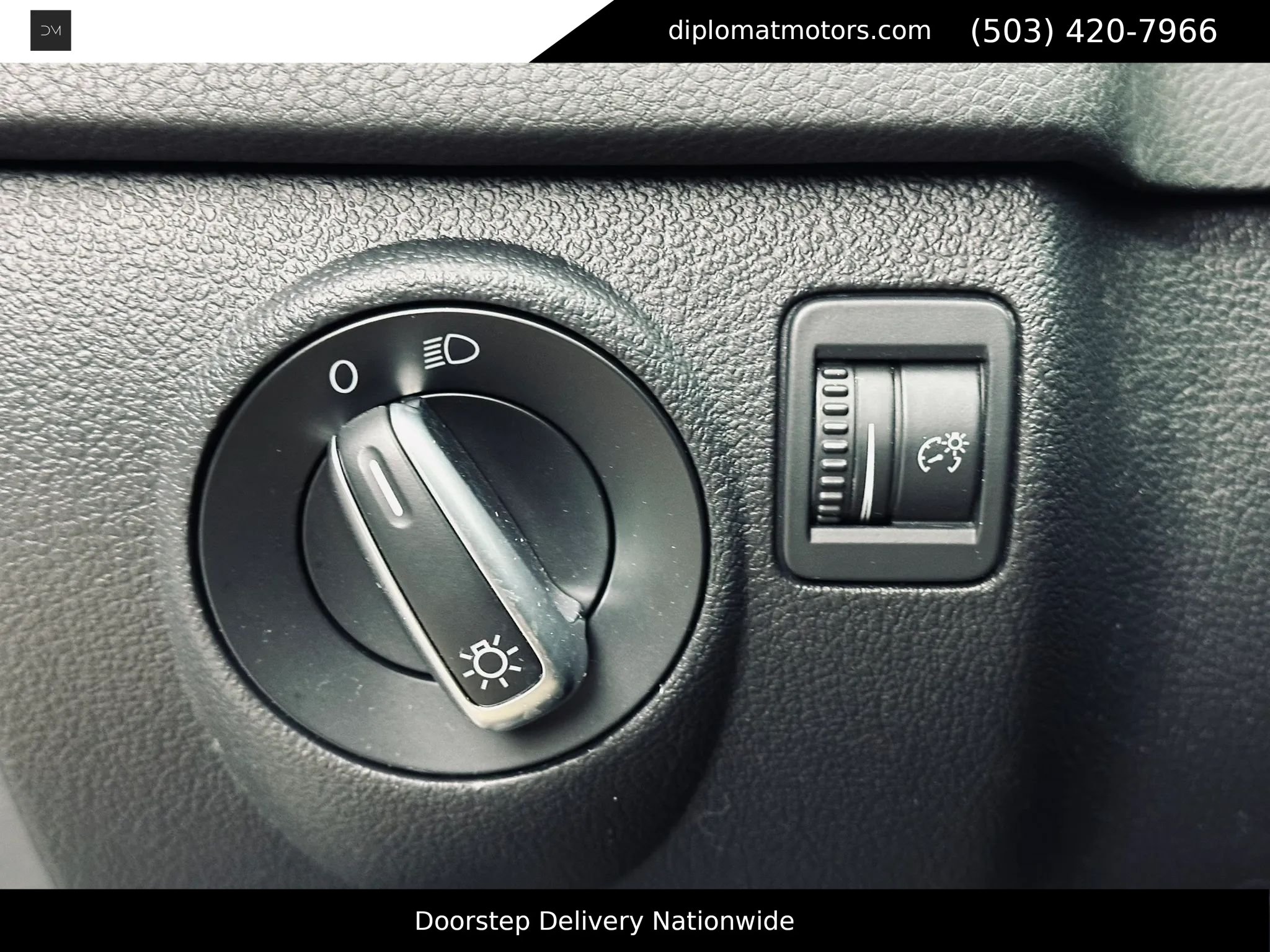 Used 2014 Volkswagen Tiguan S FWD image 33