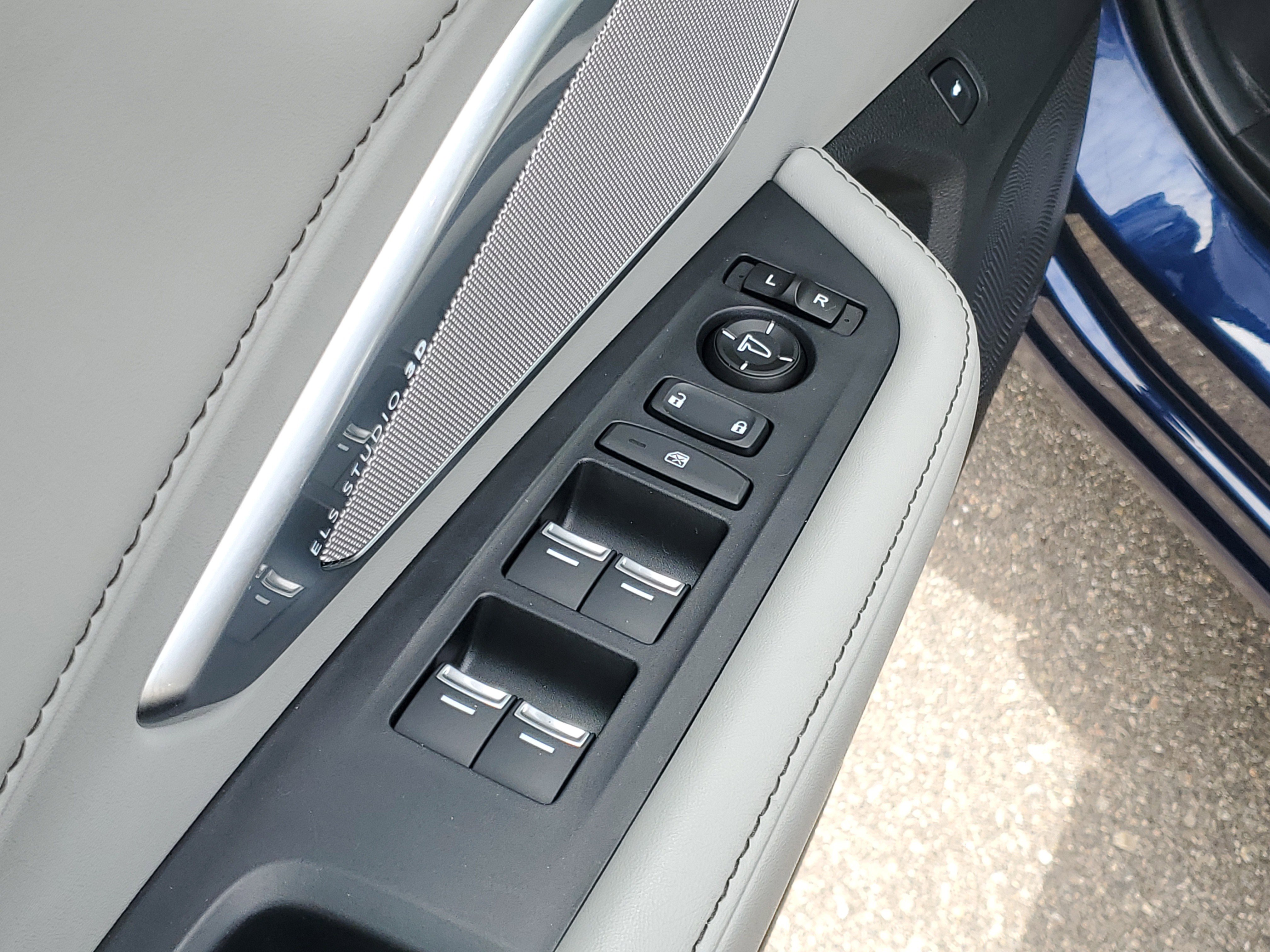 Used 2020 Acura RDX AWD w/ Advance Package image 6