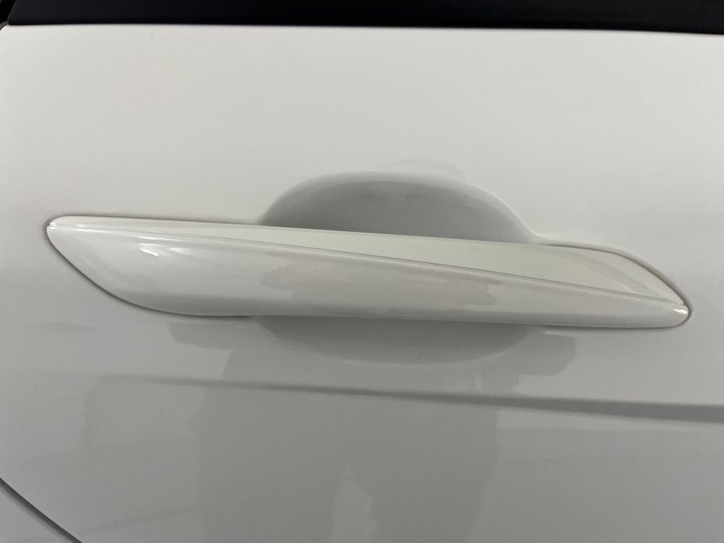 Used 2025 Hyundai Elantra Blue FWD image 46