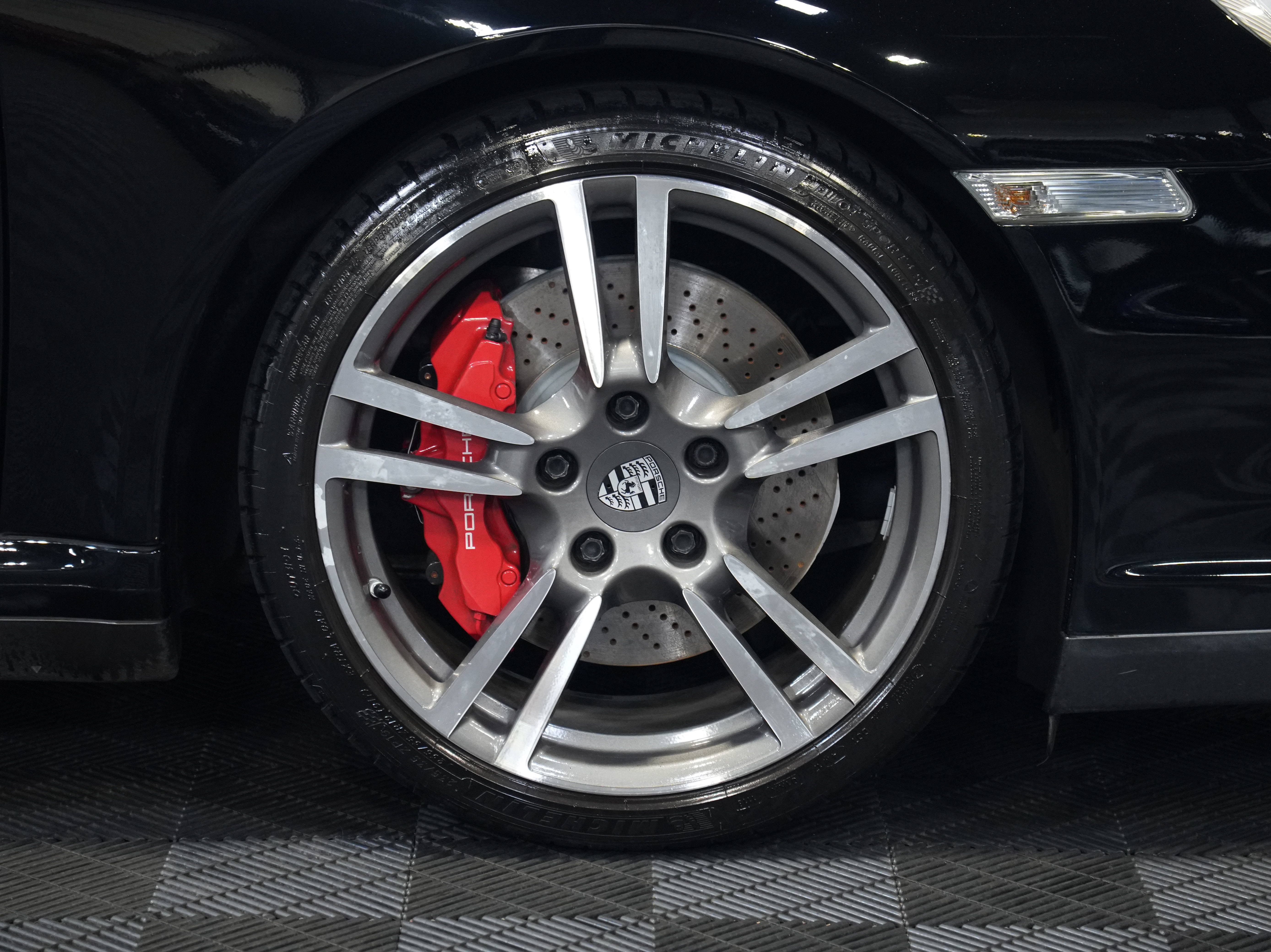 Used 2013 Porsche 911 4 Coupe AWD/4WD image 43