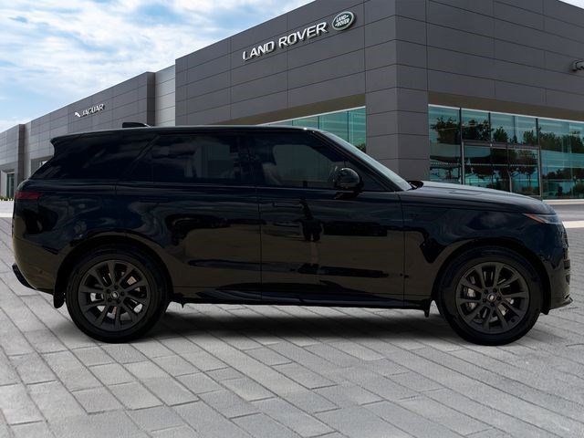 Used 2025 Land Rover Range Rover Sport Dynamic SE AWD/4WD image 6