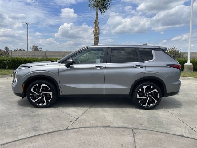 Used 2024 Mitsubishi Outlander SE FWD image 5
