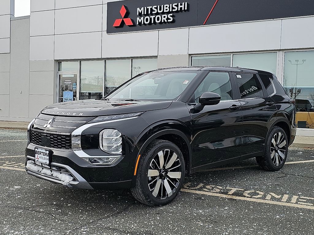New 2026 Mitsubishi Outlander SE image 2