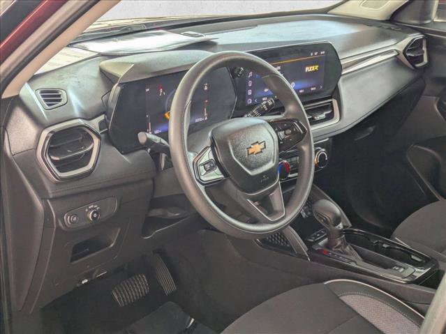 Used 2025 Chevrolet TrailBlazer LT FWD image 10