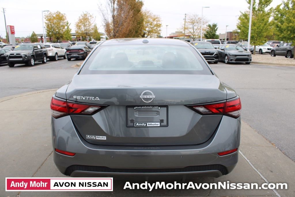 New 2025 Nissan Sentra SV image 4