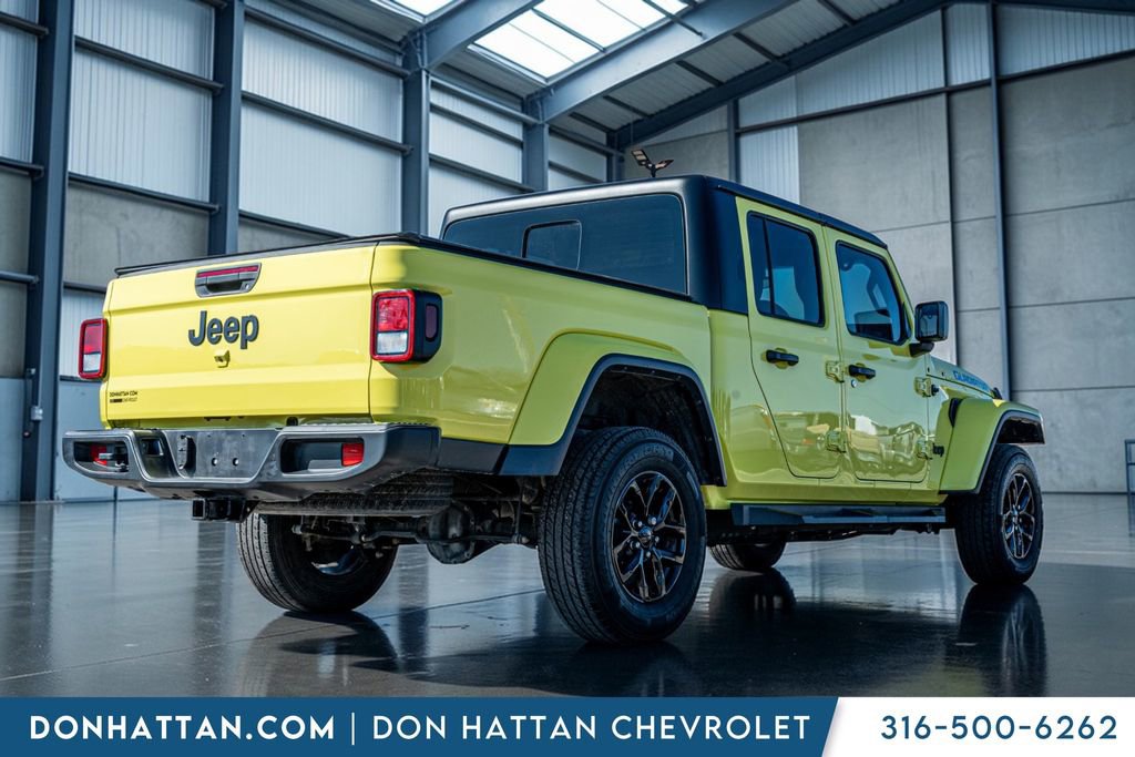 Used 2023 Jeep Gladiator Sport image 33