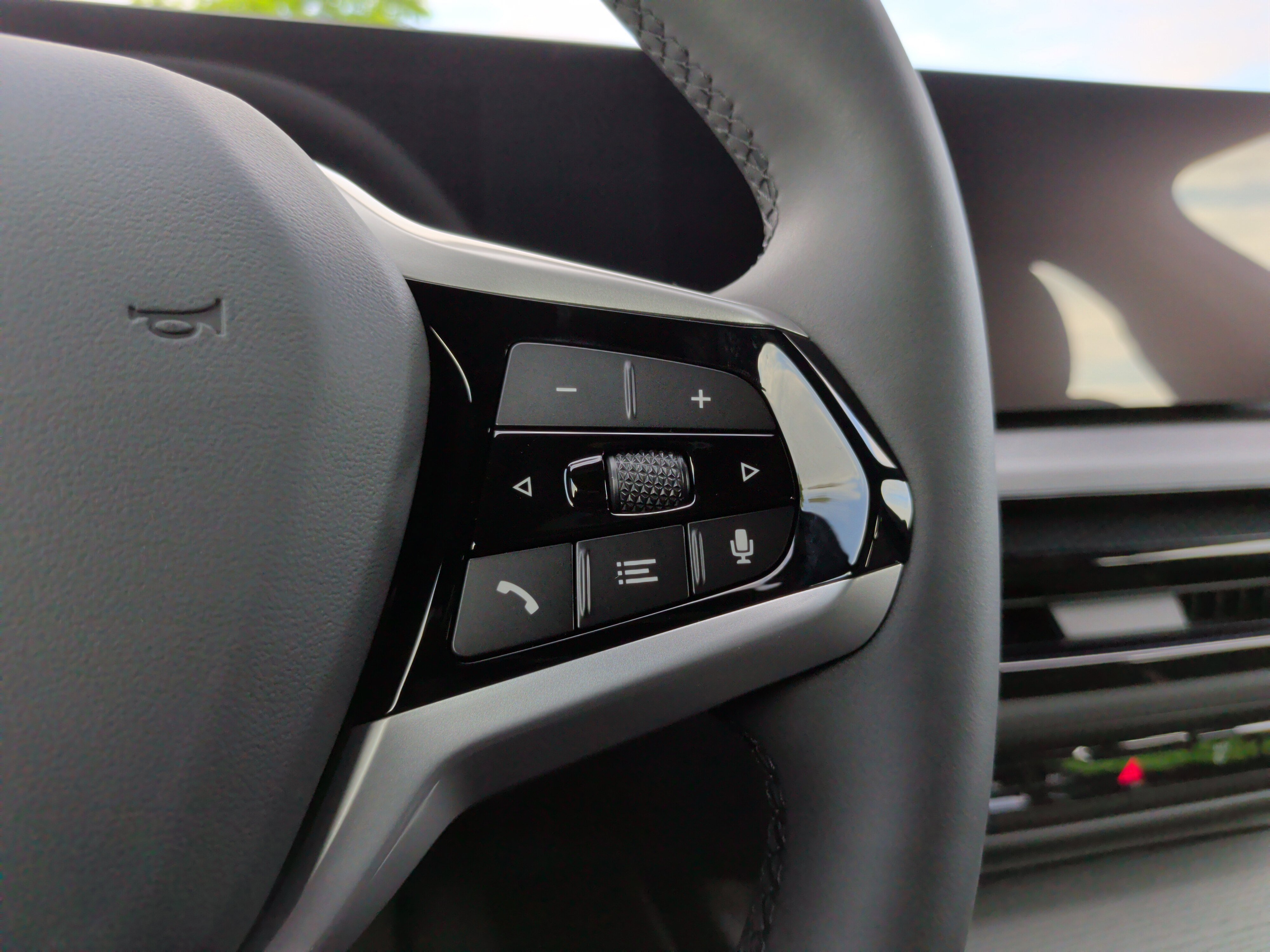 New 2026 BMW i4 eDrive40 w/ Premium Package image 23