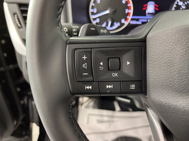Certified 2026 Nissan Rogue SV FWD image 23