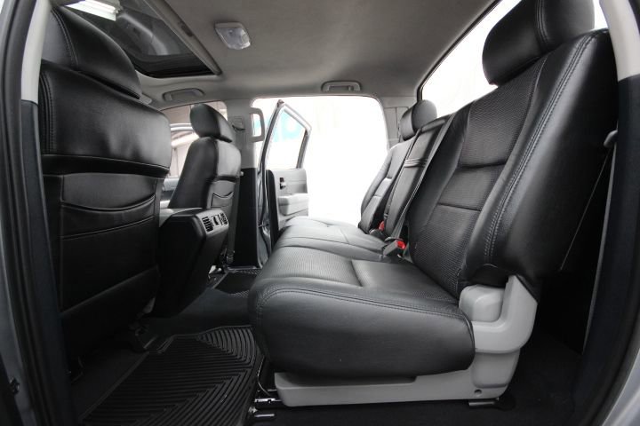 Used 2013 Toyota Tundra 4x4 CrewMax image 26