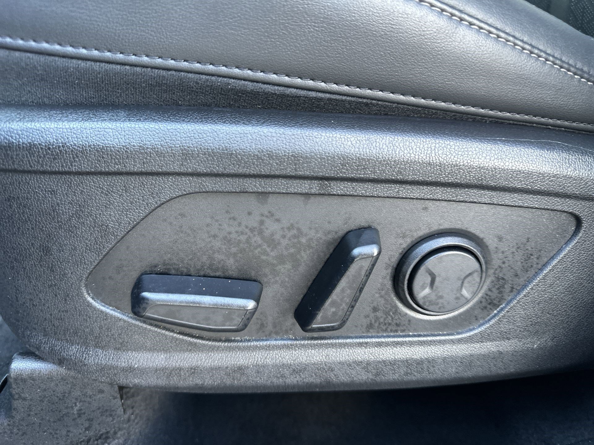 Used 2022 Kia Sorento SX image 14