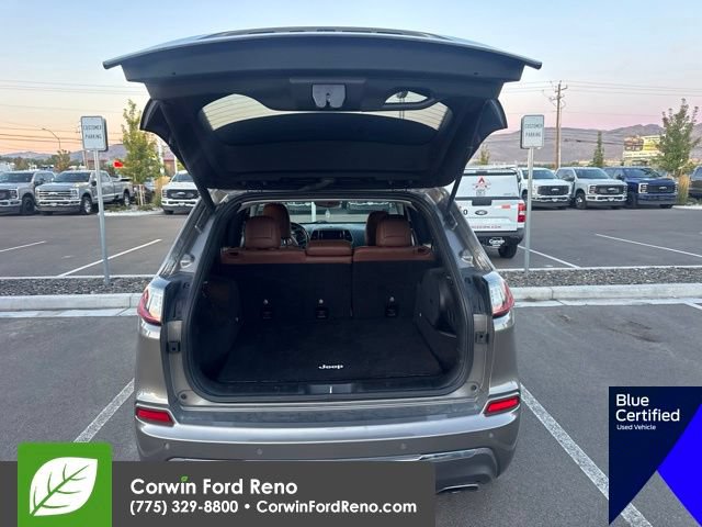 Used 2019 Jeep Cherokee Overland w/ Technology Group AWD/4WD image 6