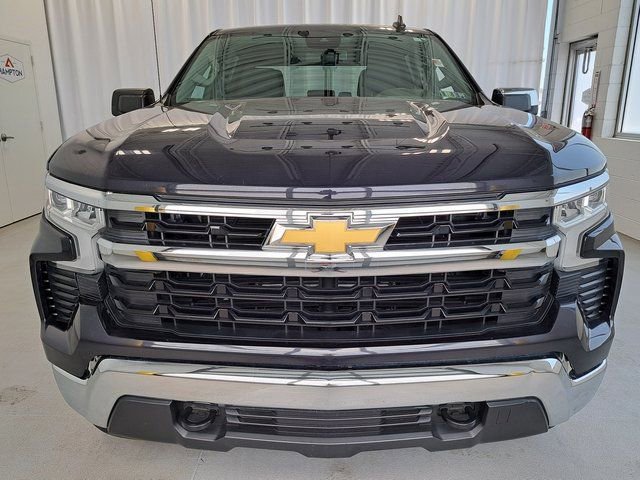 Used 2023 Chevrolet Silverado 1500 LT AWD/4WD image 3