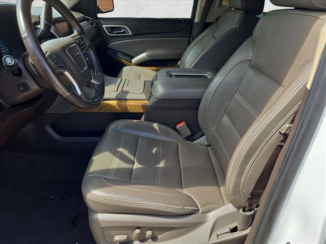Used 2020 GMC Yukon Denali RWD image 15