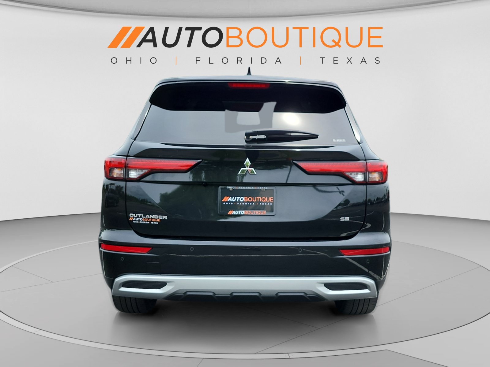 Used 2023 Mitsubishi Outlander SE AWD/4WD image 4