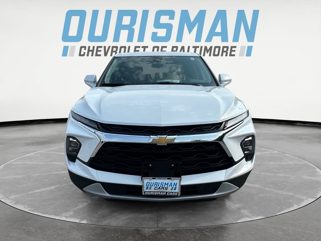 Used 2025 Chevrolet Blazer LT AWD/4WD image 8