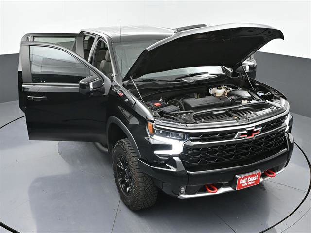Used 2024 Chevrolet Silverado 1500 ZR2 w/ Technology Package AWD/4WD image 48